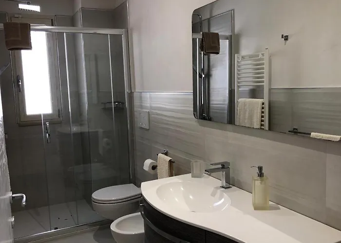 L'angolo Delle Dimore 6 Posti Letto Apartamento