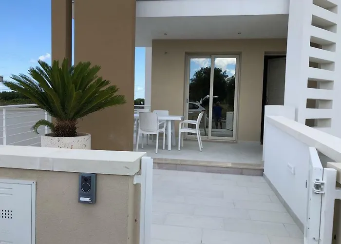 L'angolo Delle Dimore 6 Posti Letto Apartamento *